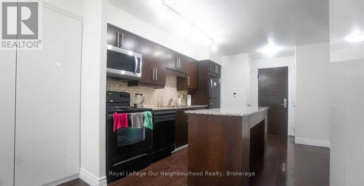 Property Photo: 20 Blue Jays Way 603 ON M5V 3W6