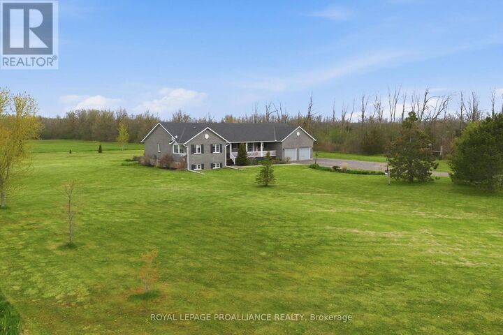 Photo de la propriété:  1489 Airport Parkway  ON K8N 4Z6 