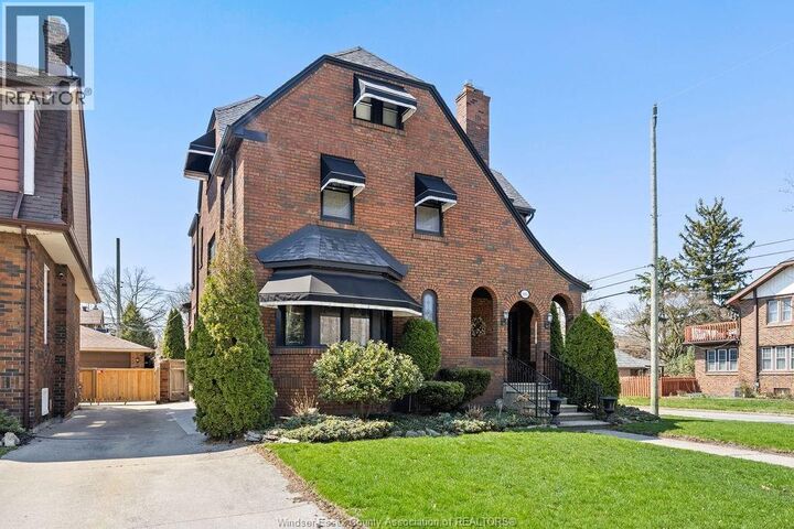 Property Photo: 2203 Victoria ON N8X 1R2