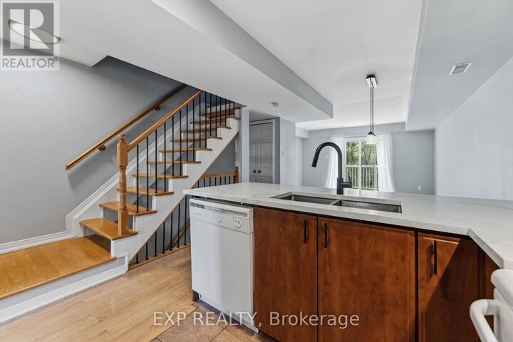 Property Photo: 81 Strathaven Private ON K1J 1K7