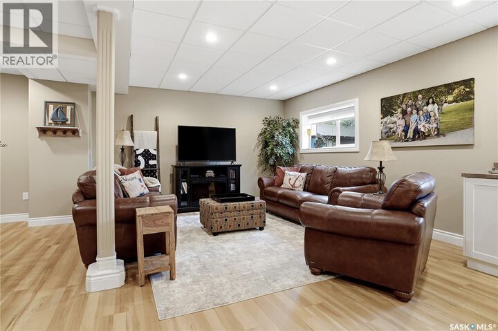 Property Photo: 115 Cedar Crescent SK S0G 4C0