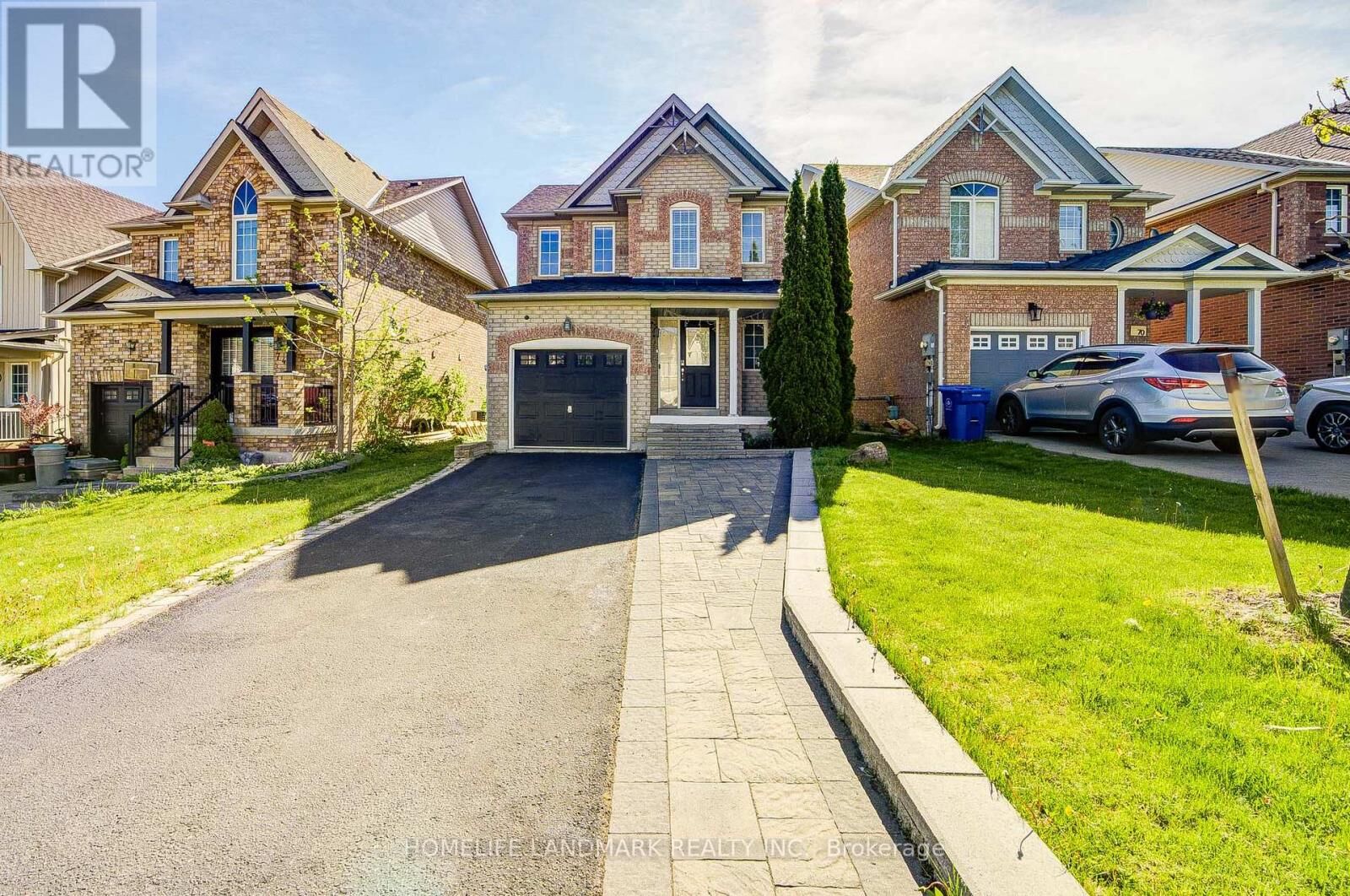 Property Photo:  72 Margaret Graham Crescent  ON L0G 1M0 