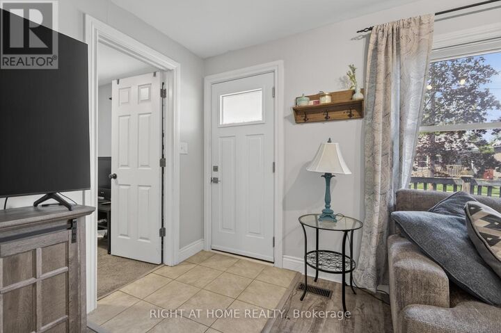 Property Photo: 313 Mary Street ON L3V 3E9