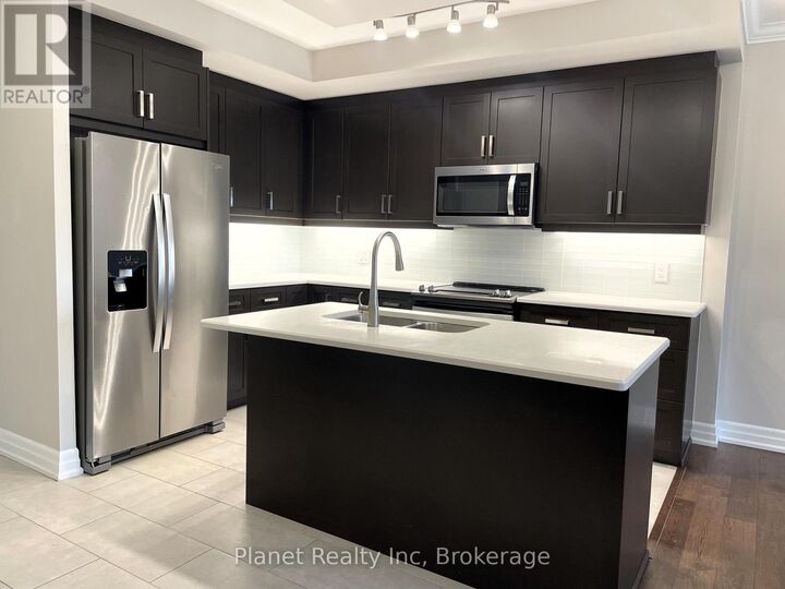 Property Photo:  1878 Gordon Street 806  ON N1H 0P4 