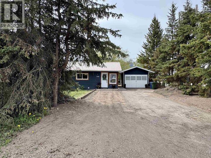 Property Photo: 3769 15th Avenue BC V0J 2N0