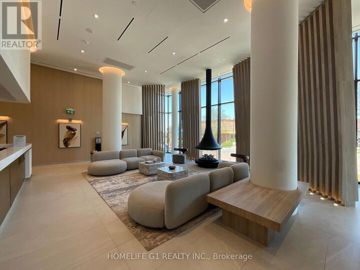 Property Photo: 1 Fairview Road East 2612 ON L5A 0B4