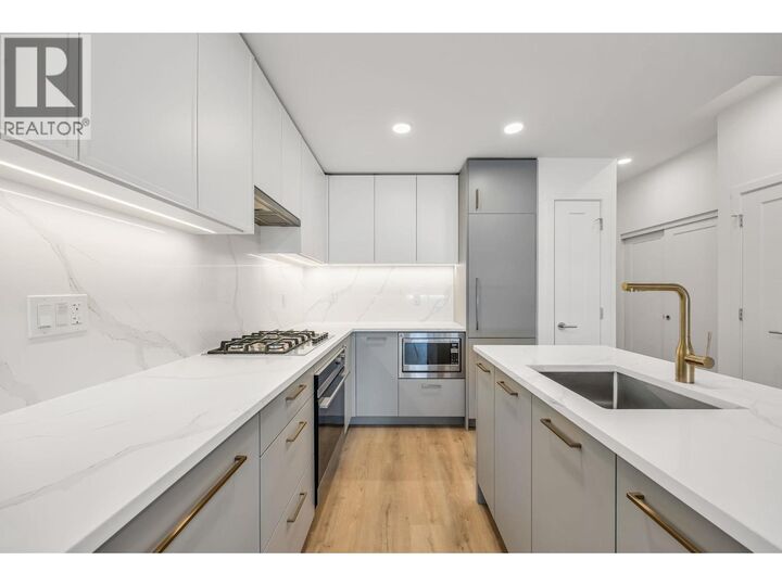 Property Photo:  375 Clayton Street 313  BC V3K 3X6 
