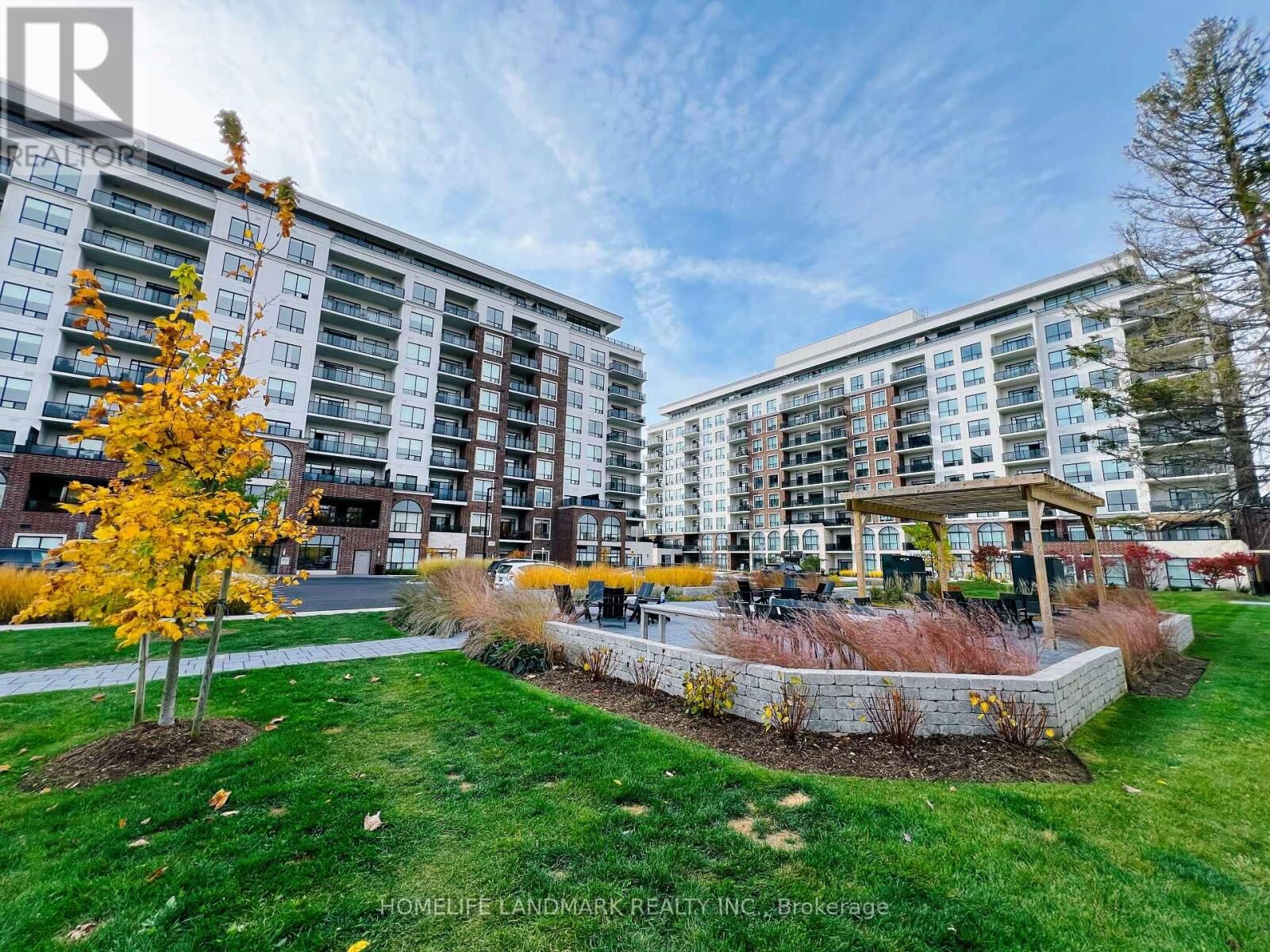 Property Photo: 480 Callaway Road 507 ON N6G 0Z3