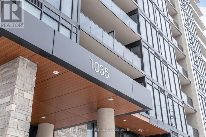 Property Photo:  1035 Southdown Road 1108  ON L5J 0A2 
