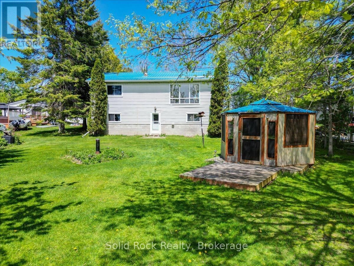 Property Photo: 1823 2nd Line East ON K0L 1L0