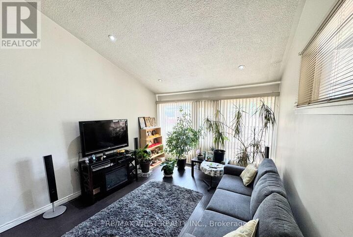 Property Photo:  260 John Garland Boulevard 234  ON M9V 1N8 