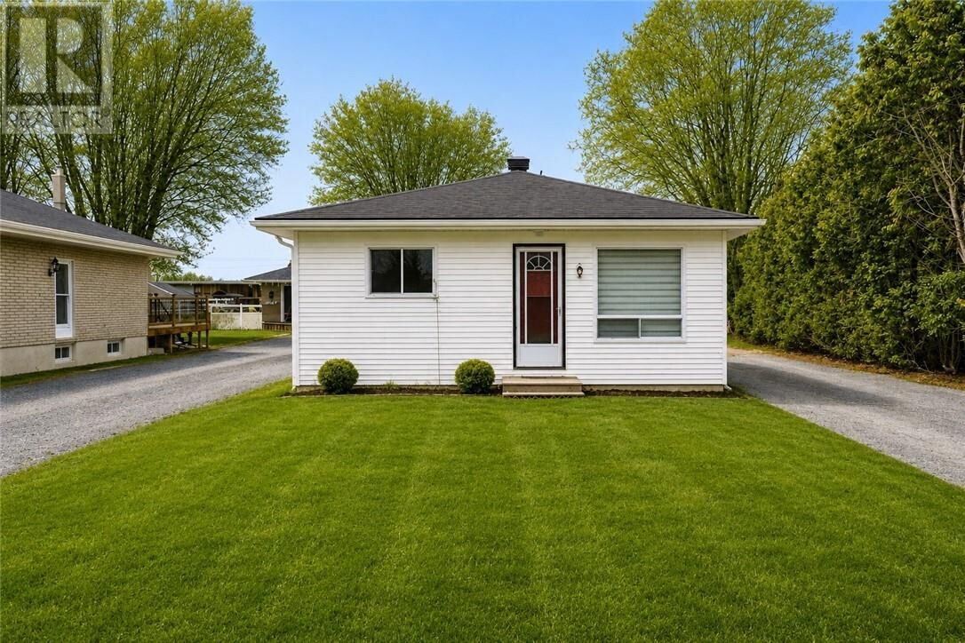 Property Photo:  2724 Main Street  ON P0M 1E0 