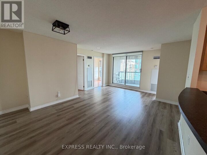Property Photo: 7 Lorraine Drive 1803 ON M2N 7H2