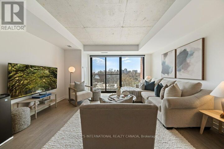 Property Photo:  2720 Dundas Street West 323  ON M6P 1Y2 