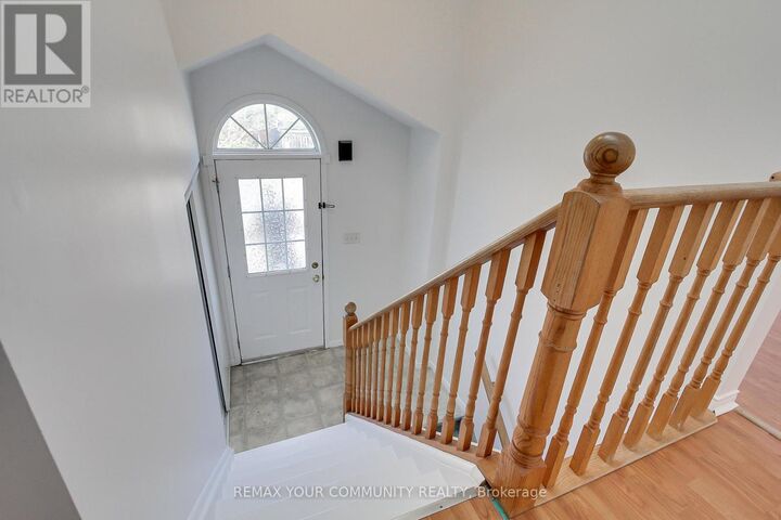 Property Photo:  72 Ambler Bay Main  ON L4M 7A6 