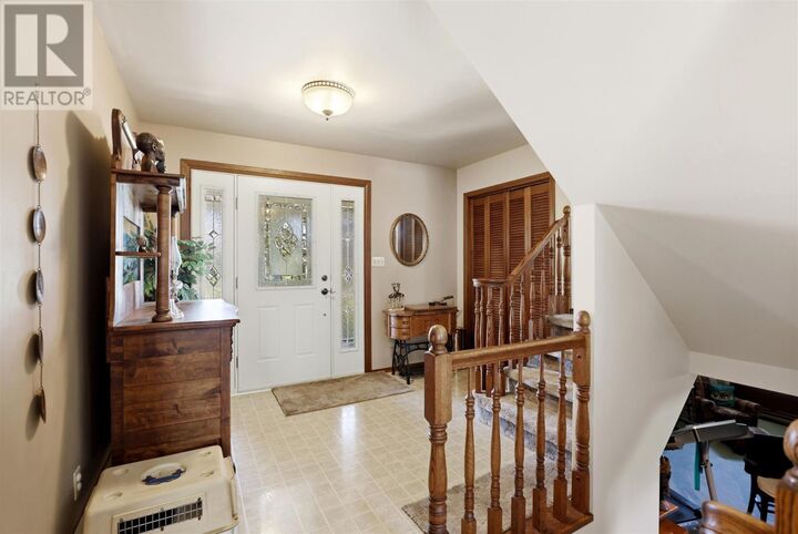 Property Photo:  29 Norden Cres  ON P6B 5T1 