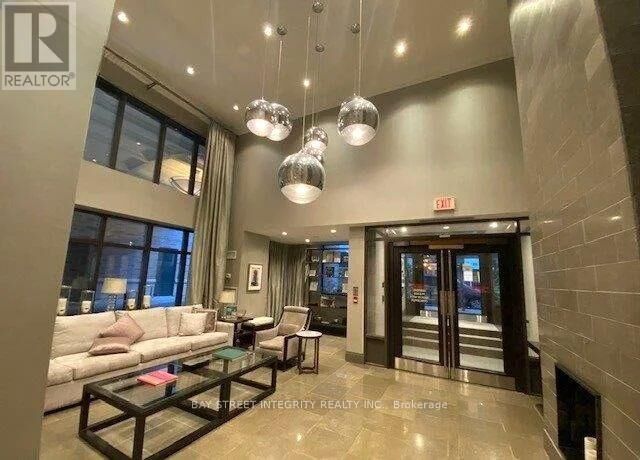 Property Photo:  35 Hayden Street 1308  ON M4Y 3C3 