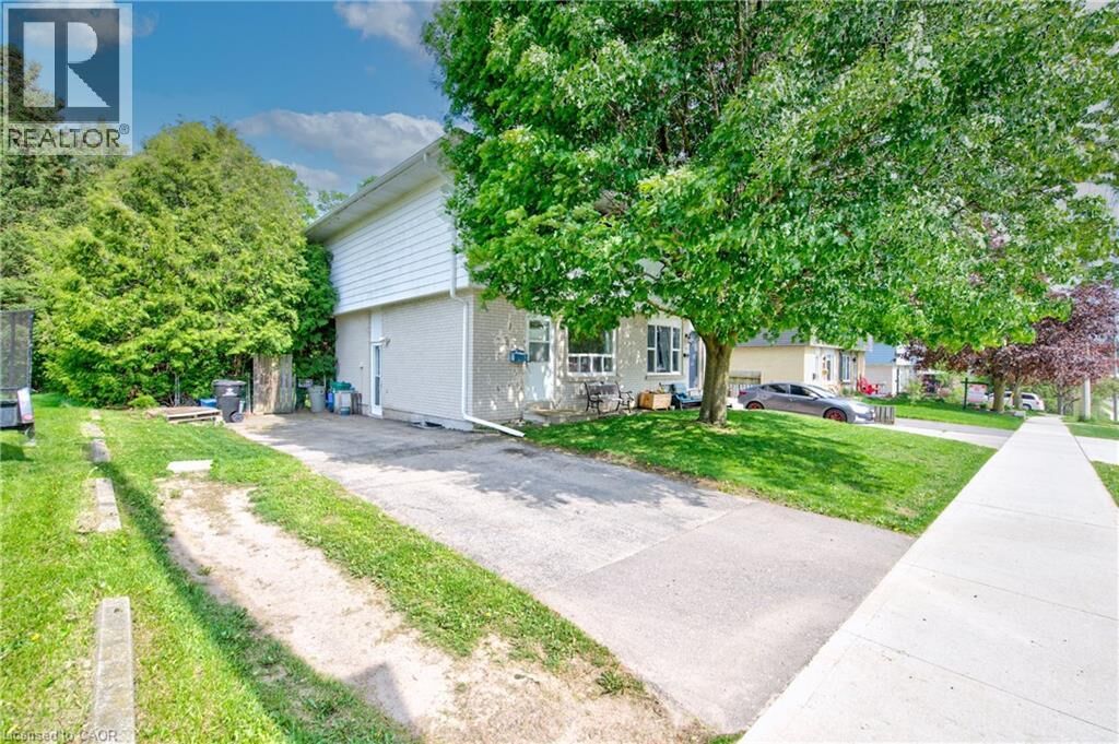 Property Photo:  57 Clemens Avenue  ON N3C 2W6 