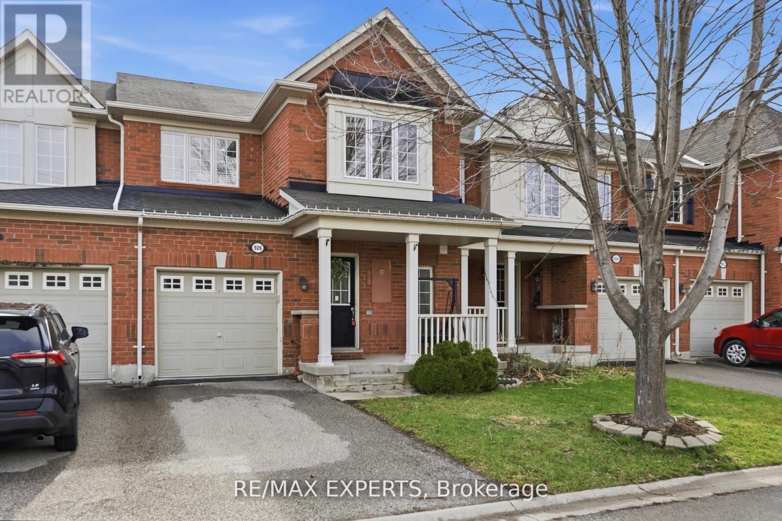 Property Photo:  926 Thompson Road South  ON L9T 0L7 