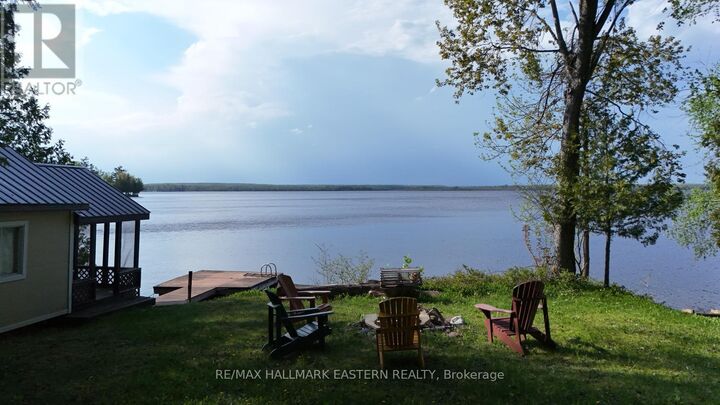 Property Photo:  348 Round Lake Road  ON K0L 1Z0 