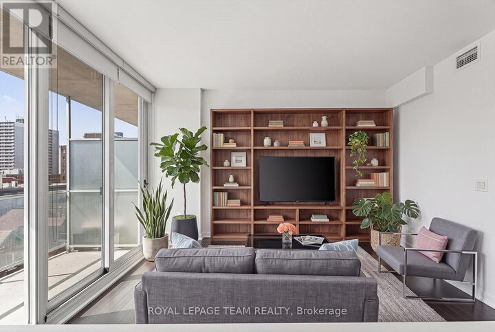 Property Photo:  300 Lisgar Street 604  ON K2P 0E2 