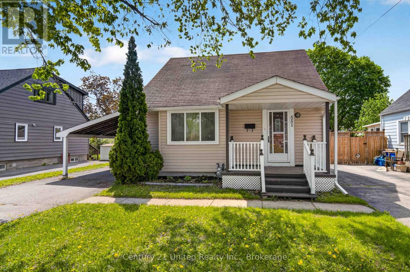 Property Photo:  551 Rose Avenue  ON K9J 4E6 