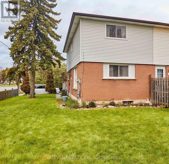 Property Photo: 689 Gibb Street ON L1J 1Z8