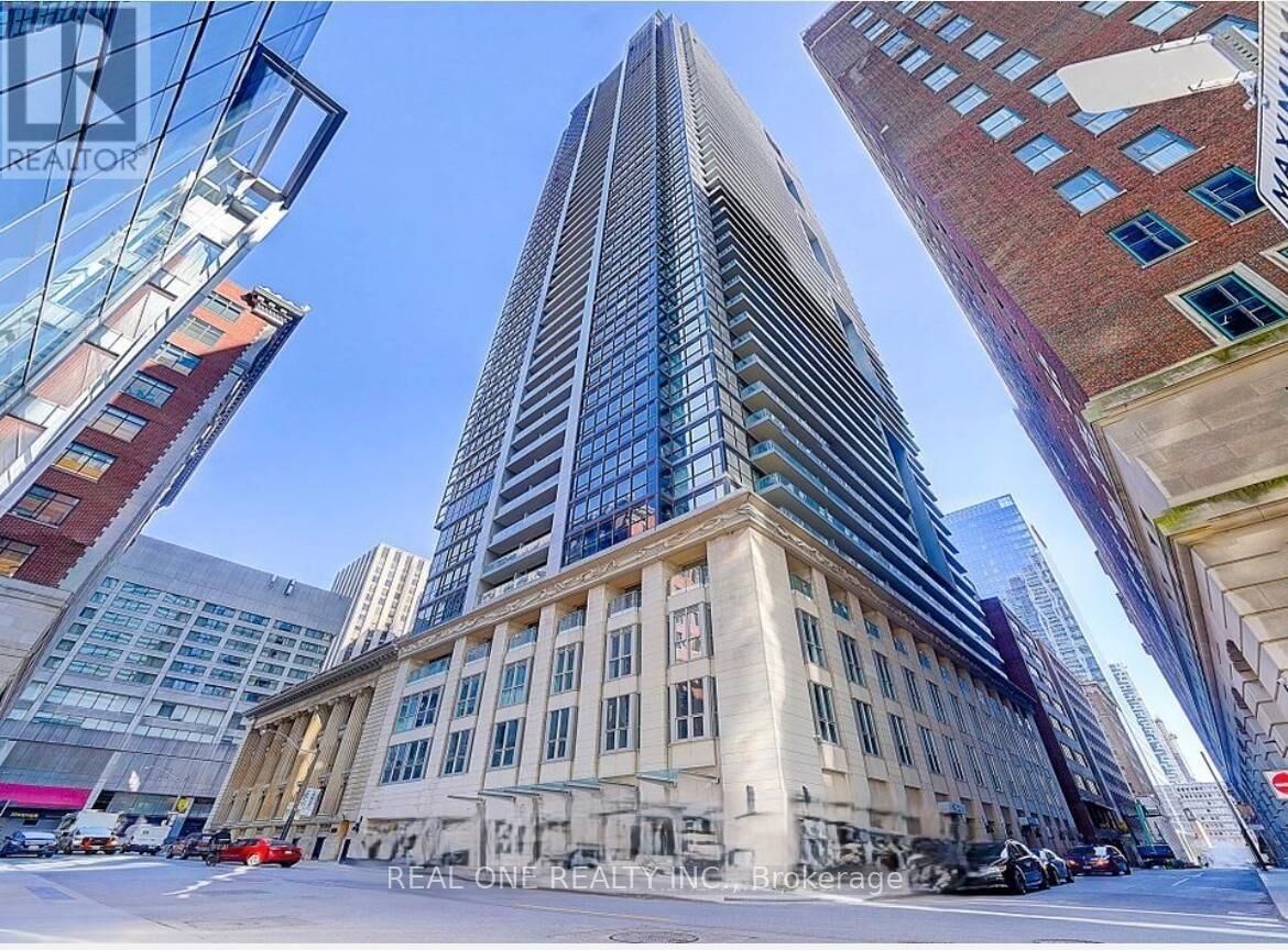 Property Photo:  70 Temperance Street 4109  ON M5H 0B1 