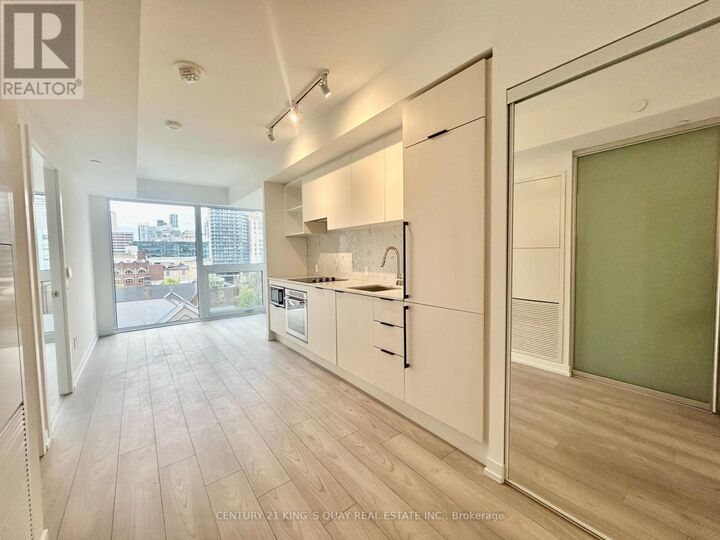 Property Photo: 82 Dalhousie Street 808 ON M5B 0C5