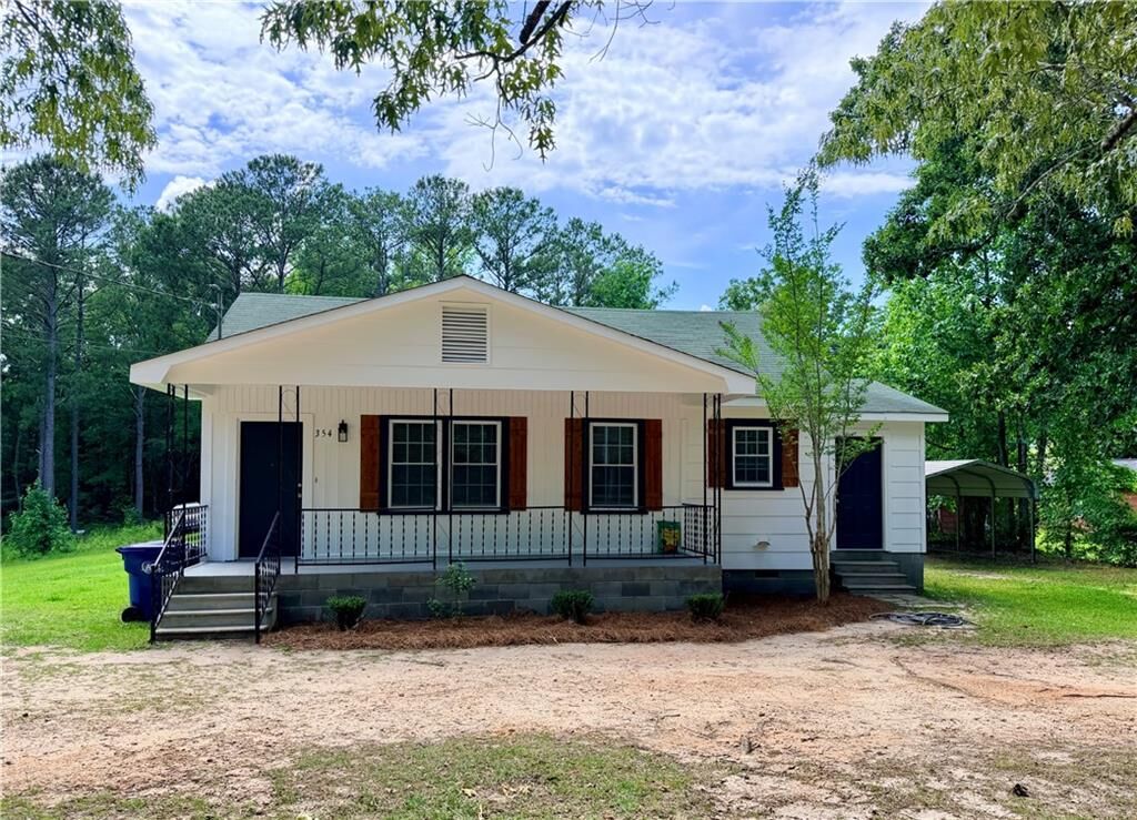 Property Photo:  354 Lee Rd 432  AL 36877 