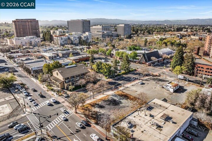 Property Photo: 2383 Salvio St CA 94520
