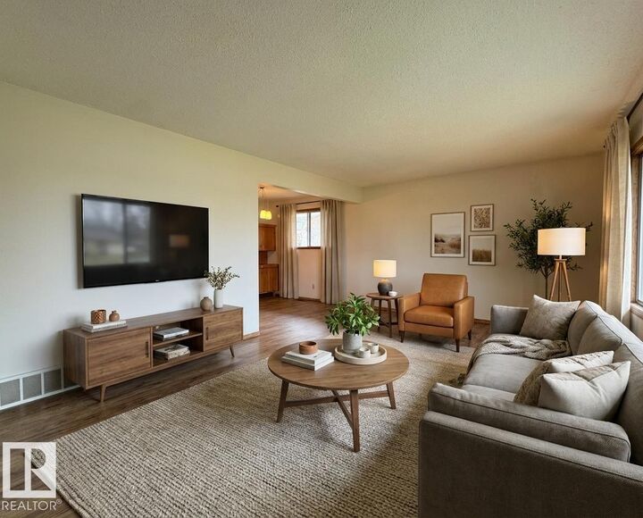 Property Photo:  5707 90 Avenue NW  AB T6B 0P1 