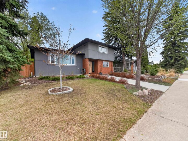 Property Photo:  4112 120 Street NW  AB T6J 1Y1 