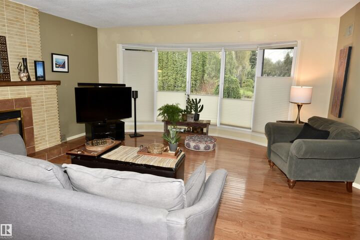 Property Photo: 13910 101A Avenue NW AB T5N 0L2