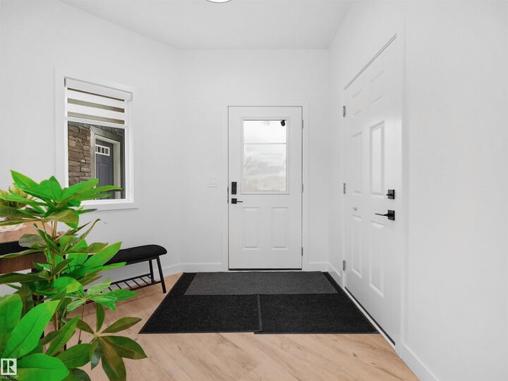 Property Photo:  16252 19 Avenue SW  AB T6W 5C6 