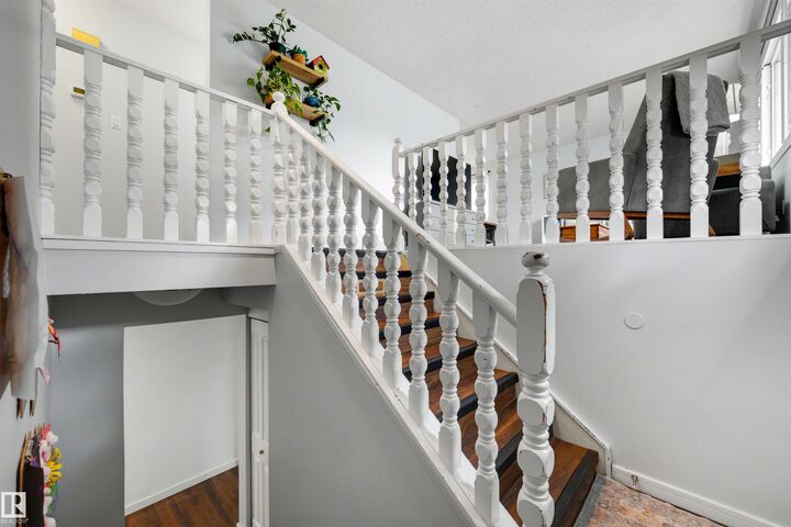 Property Photo:  5502 52 Street  AB T9E 5P6 