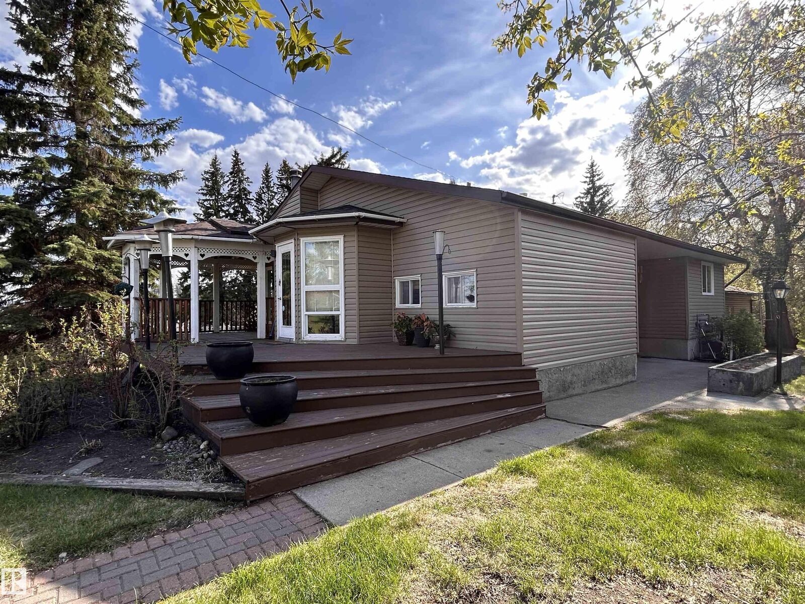 Property Photo: 570049 RR 192 AB T0B 4E0