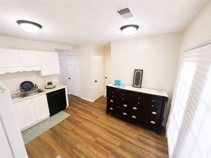 Property Photo: 6979 Ling Lane GA 30168