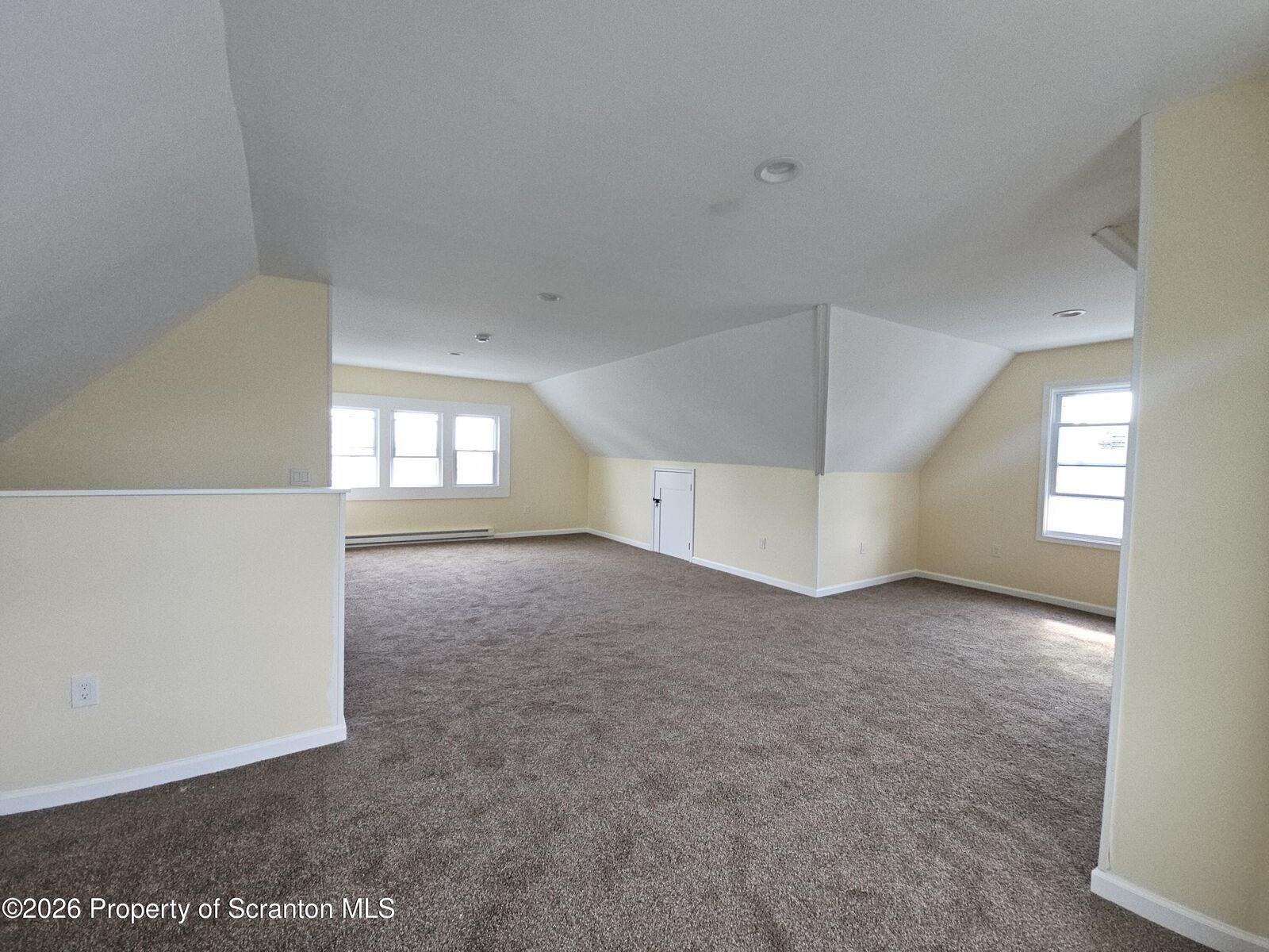 Property Photo:  1327 Oram Street 2  PA 18504 
