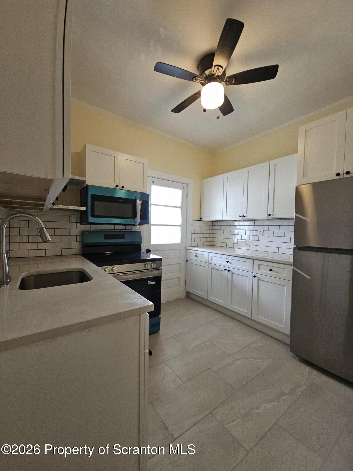 Property Photo:  1327 Oram Street 2  PA 18504 