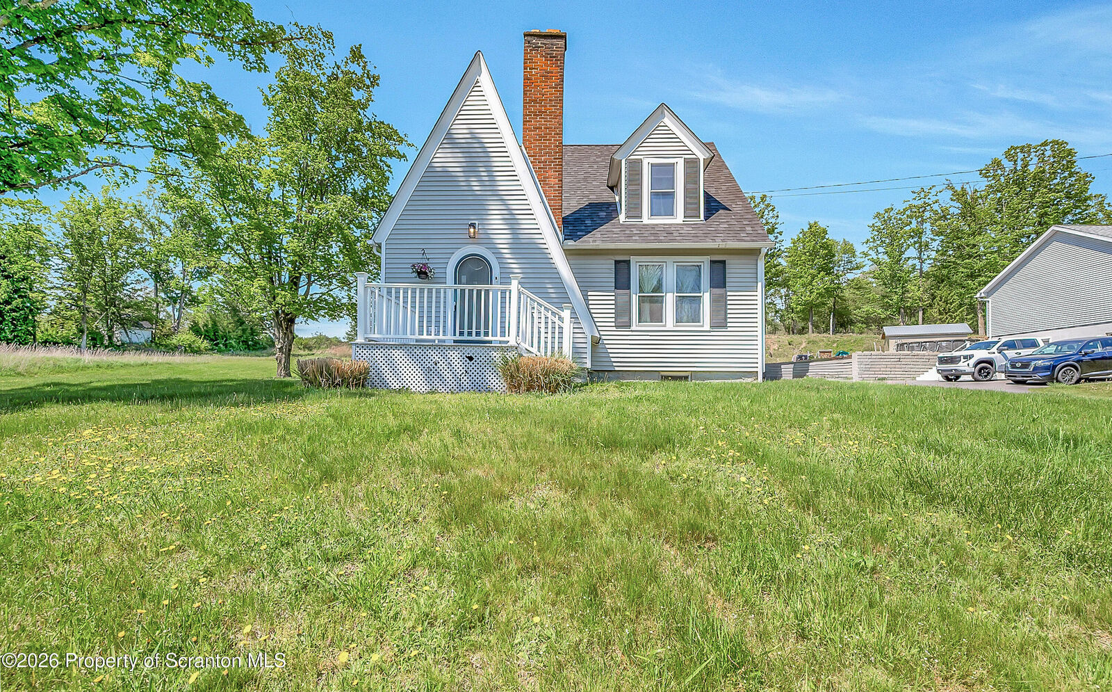 Property Photo: 109 Ackerly Road PA 18411