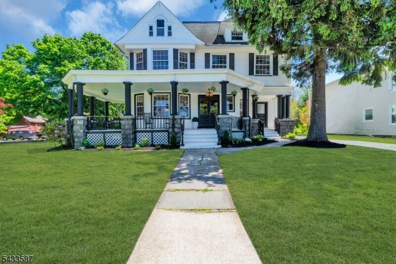 Property Photo:  266 Main St  NJ 08889 