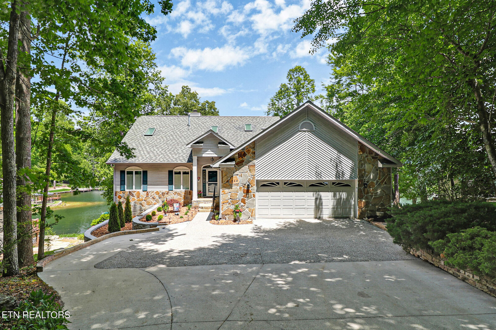 Property Photo: 154 Lynhurst Drive TN 38558