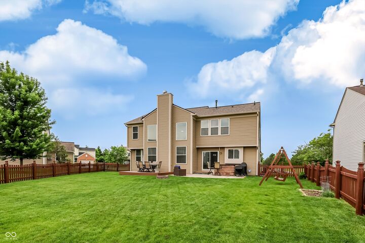 Property Photo:  1720 Mustang Chase Drive  IN 46074 