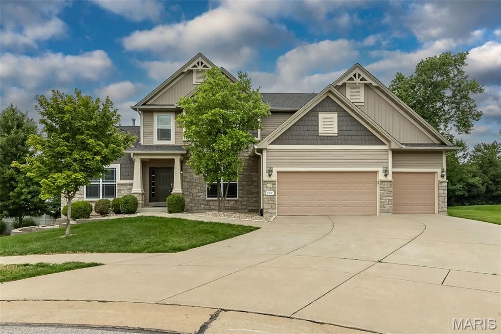 Property Photo:  327 Tall Timber Meadows Drive  MO 63021 