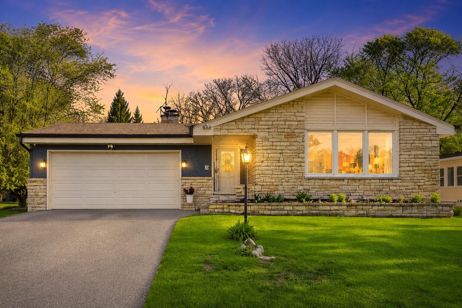 Property Photo:  726 Royal Park Rd  WI 53402 