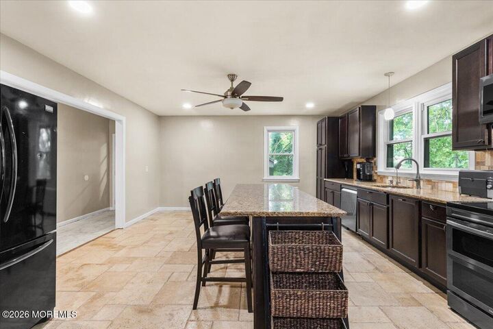 Property Photo:  4 Orchard Avenue  NJ 08505 