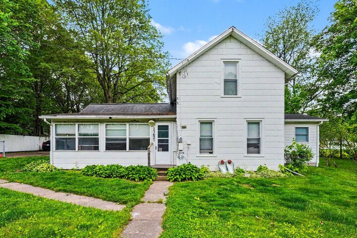 Property Photo: 17625 E State Street MI 49095