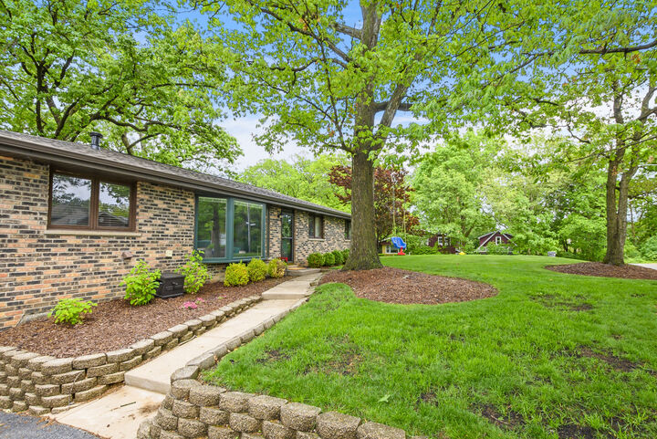 Property Photo: 10050 W 145th Street IL 60462