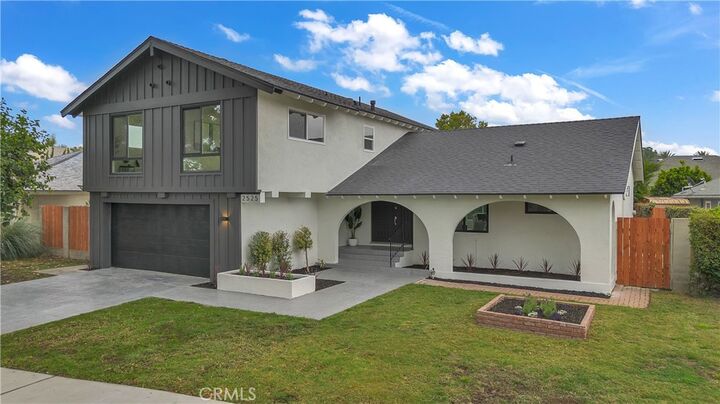Property Photo:  2525 N Pacific  CA 92706 